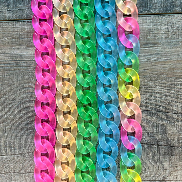 Acrylic Chain Link Neon Necklace Blue - Picture 3 of 3